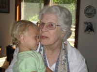 06-grandma-and-amalie