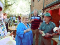 049p1010274_1200x900