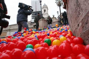 Balls on the Spanish Steps